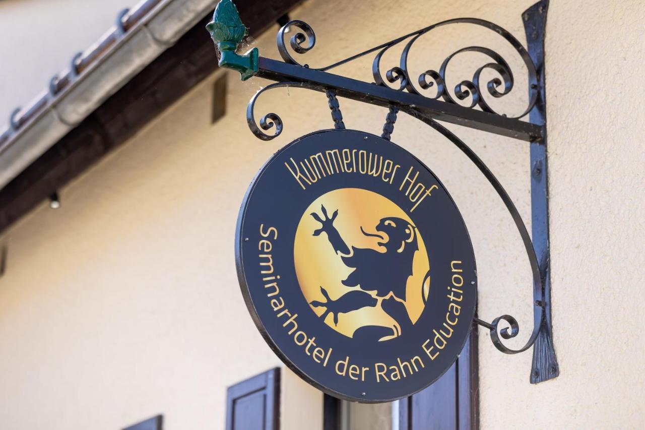 Kummerower Hof Нойцелле Екстер'єр фото